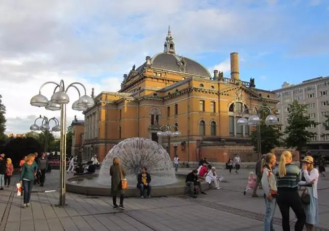 2FdivNuApx8fqCvXBIsX1r_large_706