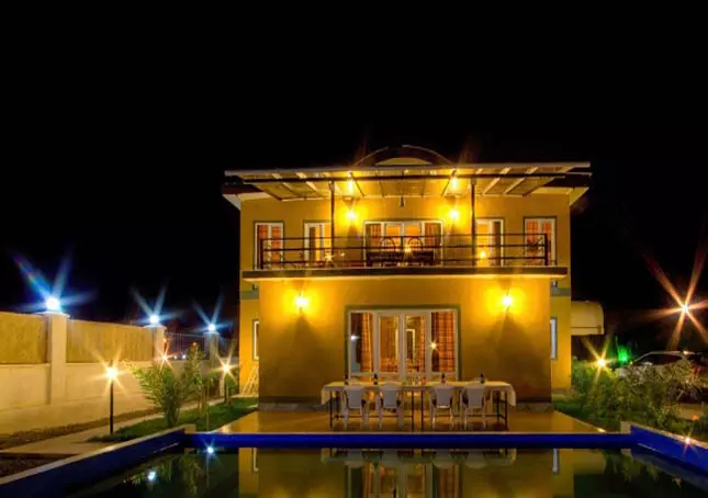 htl_2be98c59-a0f4-4019-a6d4-2bcf1a8ef986