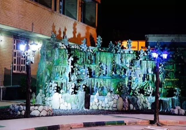 htl_957c8d5f-0efa-4cdb-960f-aa32c92a19ee