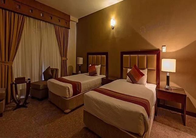 kish-marina-park-hotel-twin-suite