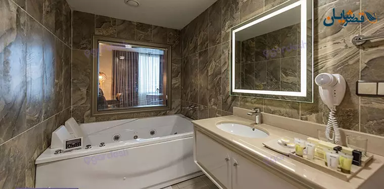 kish-vida-hotel-vida-suite-wc