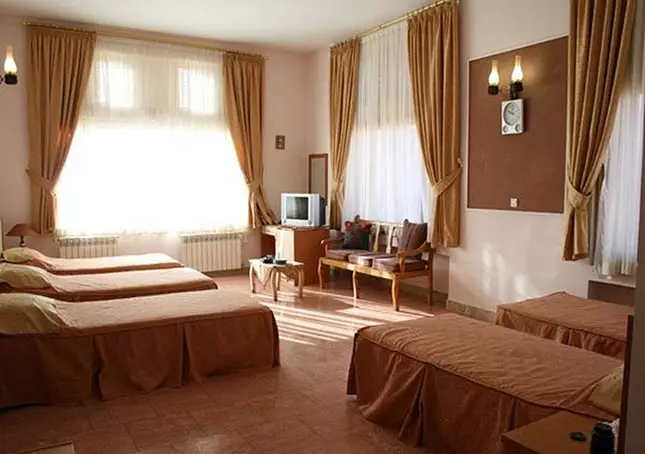 marina1-qeshm-room1-1979