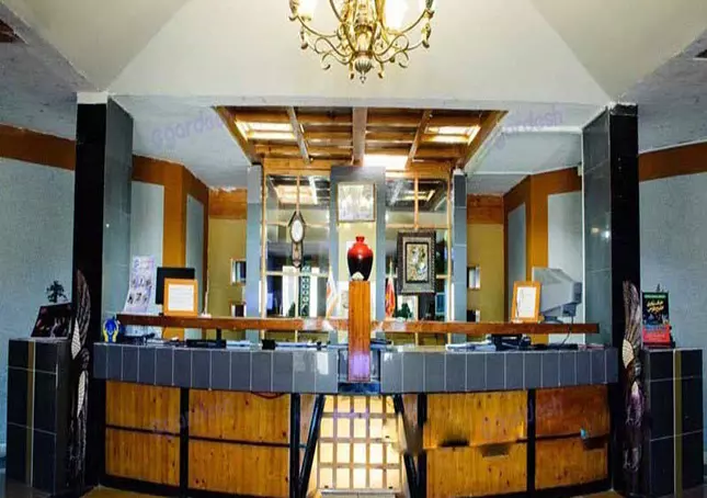 qeshm-nakhl-e-zarin-hotel-reception