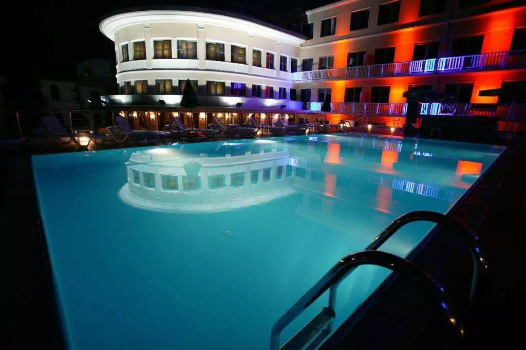 هتل اینتوریست باتومی